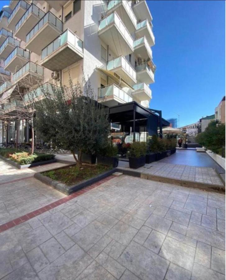 Syncron Apartments In The Center Of Tirana Exteriér fotografie
